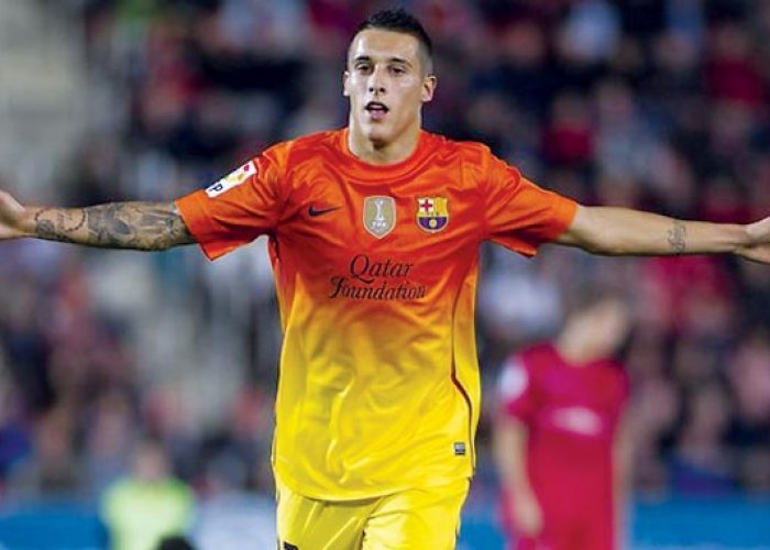 Sulit Bersaing, Tello Gabung ke Porto