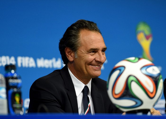 Lupakan Italia, Prandelli ke Galatasaray