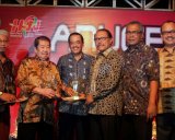 Segarkan Para Jurnalis Lewat Workshop