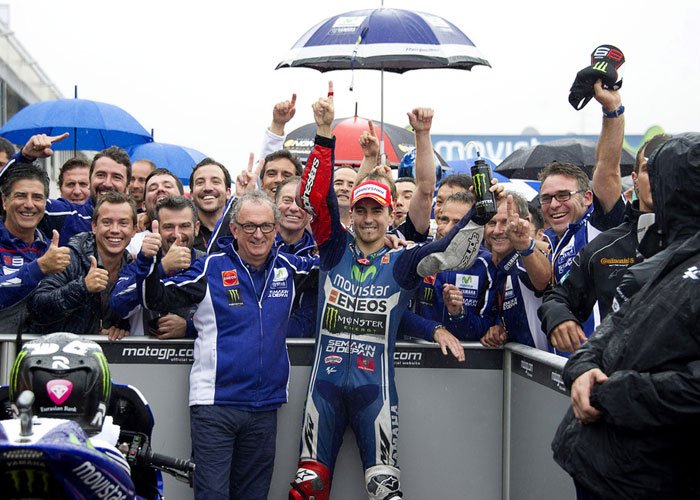 Juara, Lorenzo Sebut Aragon Race Gila
