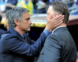 Rapor MU Masih Merah, Mou Dukung LVG