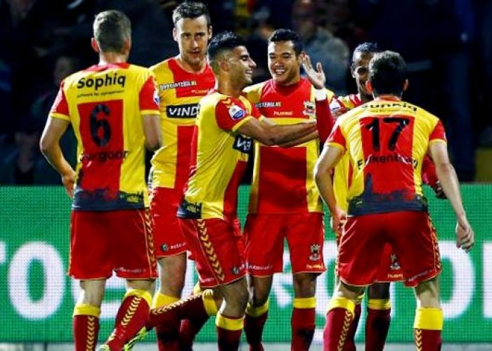 Dihantam Eagles, PEC Urung Gusur Ajax