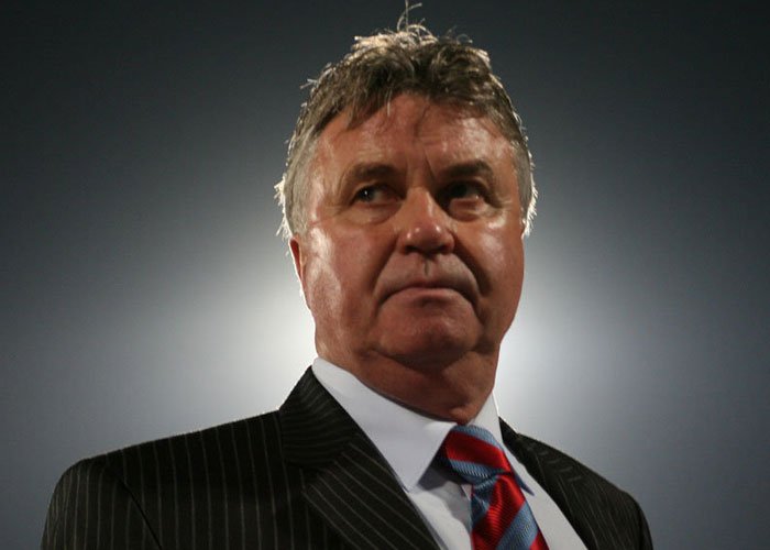 Belanda Terus Meredup, Hiddink Genting