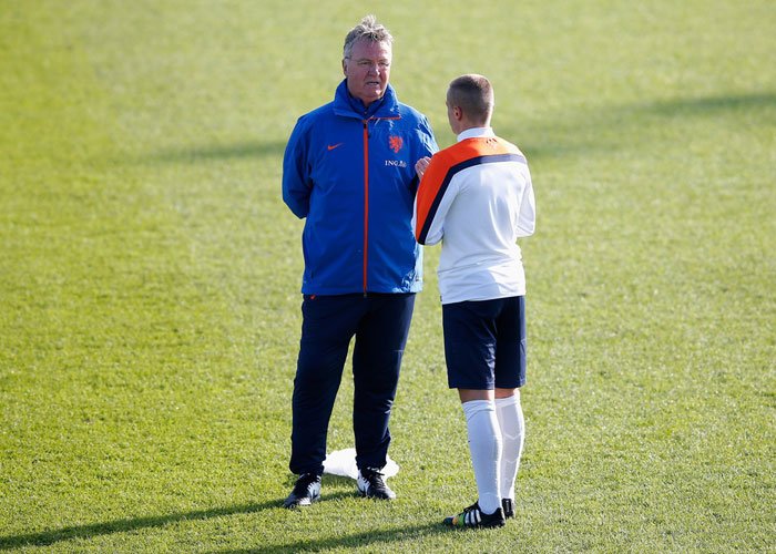 Kontra Meksiko, Hiddink Tentukan Nasib