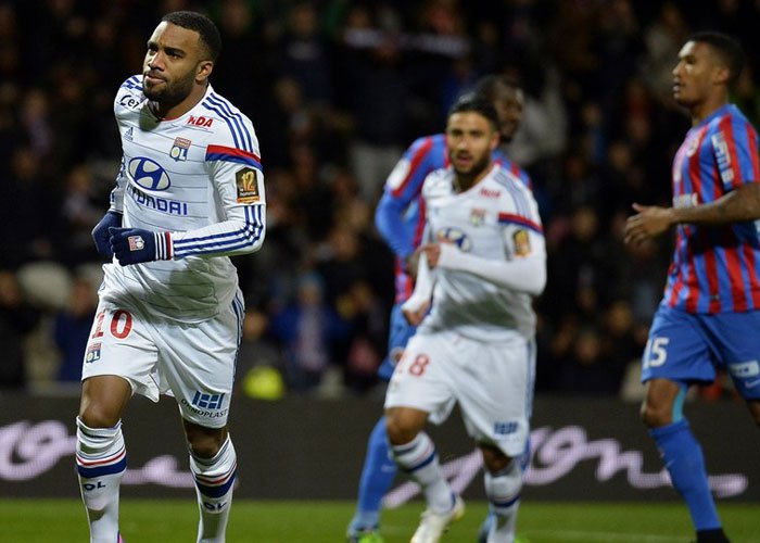 Masuk 3 Besar, Lyon Usik Marseille & PSG