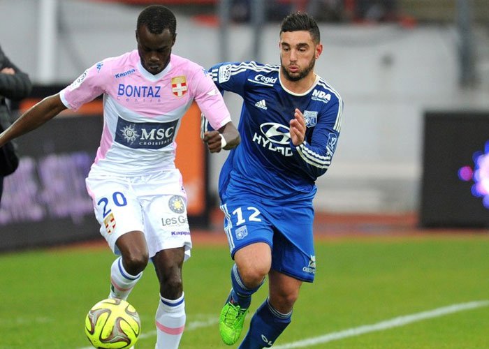 Bangkit & Menang, Lyon Kembali 3 Besar