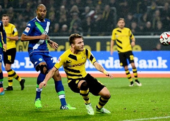 Tetap Seret, Dortmund Ditahan Wolfsburg
