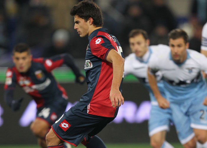 10 Pemain, Lazio Gagap & Dilibas Genoa
