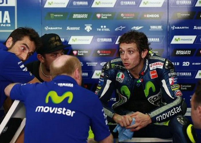 Marquez Kelewat Hebat, Rossi Pun Salut