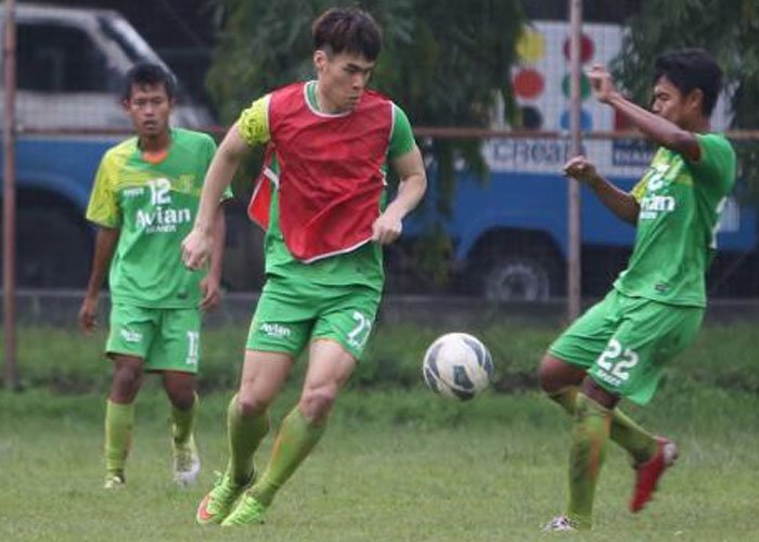 Seleksi Persebaya, Young-hoo Adu Nasib