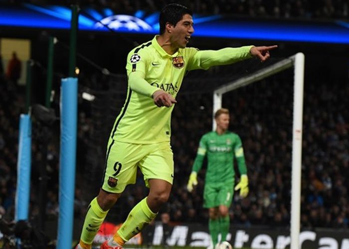 2 Gol dari Suarez, Barca Tikam Man-City