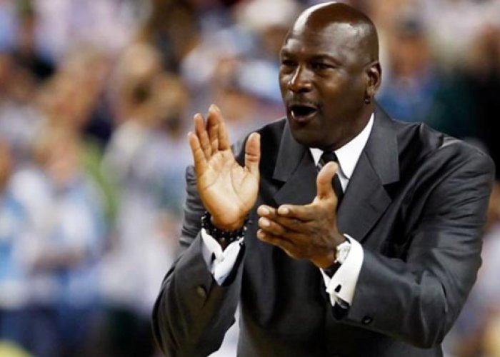 MJ, dari Basket Tembus Deret Tajir Forbes