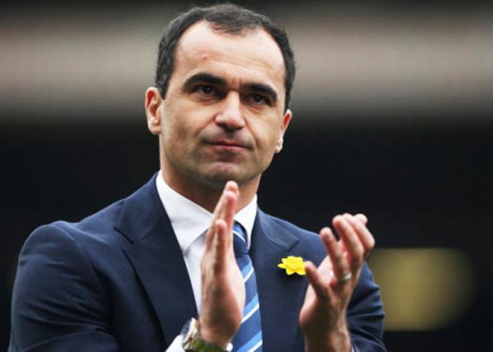 Aksi Everton Mulai Stabil, Martinez Plong