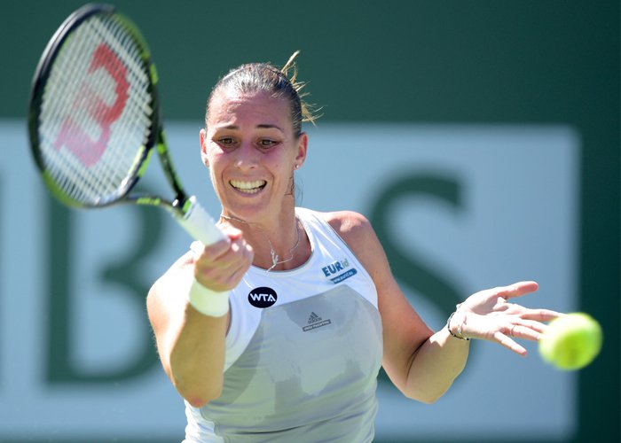 Tikam Sharapova, Pennetta Ancam Lisicki