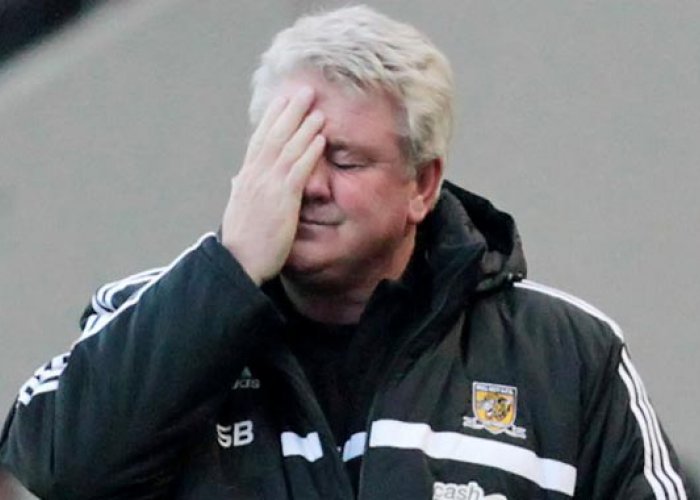 Hull dalam Bahaya, Bruce Tetap Dipercaya