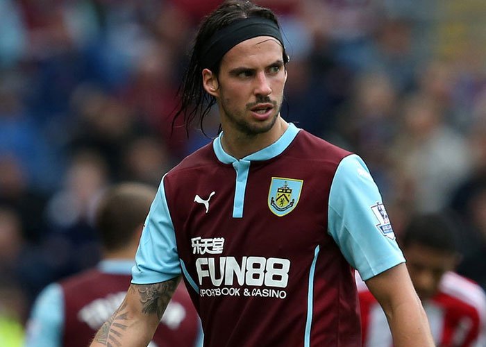 Kontra Liverpool, Boyd Ajak Burnley Bangkit
