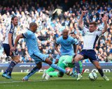 Poin Kontroversial, Man-City Intip Chelsea