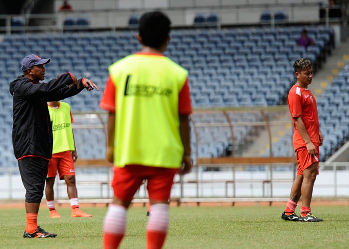 Persija Mundur, Persela & PSM Siap Maju