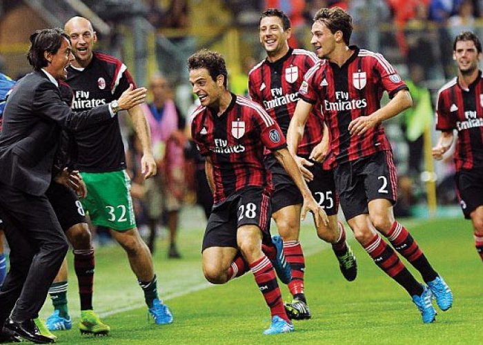 Mulai Realistis, Milan Cuma Incar 7 Besar