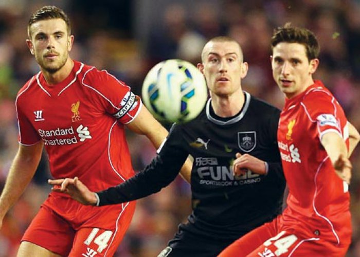 Tikam Burnley, Liverpool Terus Tempel MU