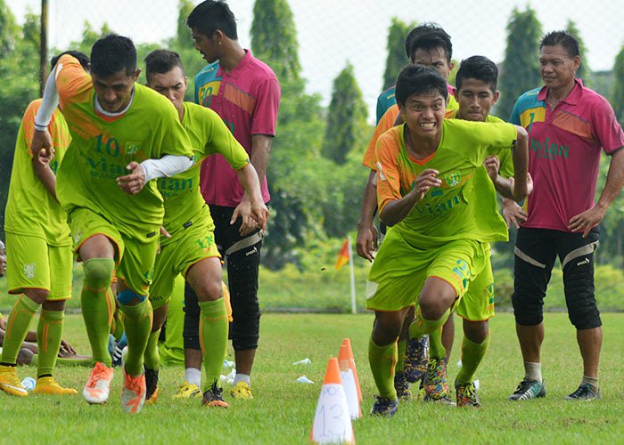 QNB League Stop, Persebaya Patuh PSSI