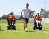 Cinta Sepakbola, Brisbane Dukung QPFA