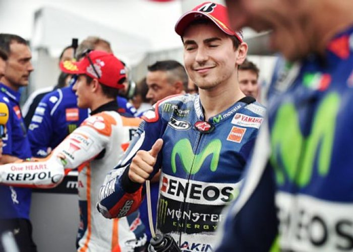 Rossi Tertekan, Lorenzo Pantang Jumawa