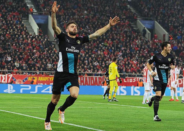 Giroud Apik, Arsenal Amankan 16 Besar