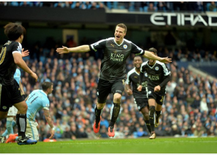 Favorit Jungkir Balik, Leicester Tambah Apik