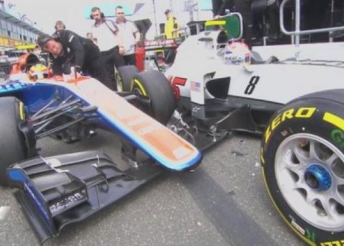 Ceroboh di Pit Lane, Rio Kena Sanksi Berat