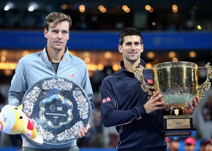 Djokovic Juara