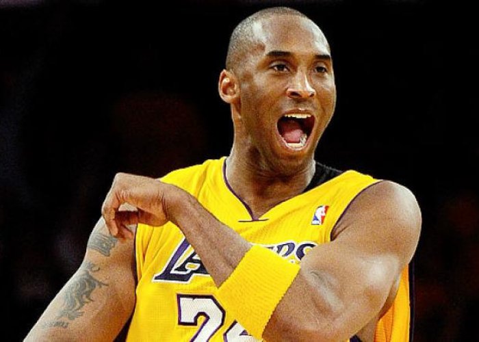 Menang, Kado Penutup Bryant  
