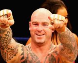 Browne Juara, Australia Berjaya