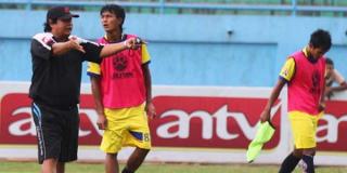 Gresik Jajal 2 Pemain Korsel
