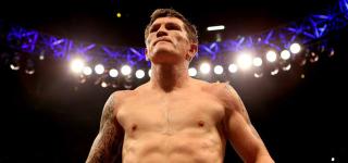 Hatton Gugat Tarung Alvarez-Angulo