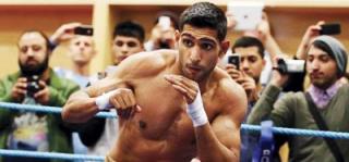 Khan Mulai Tagih Janji Mayweather Jr